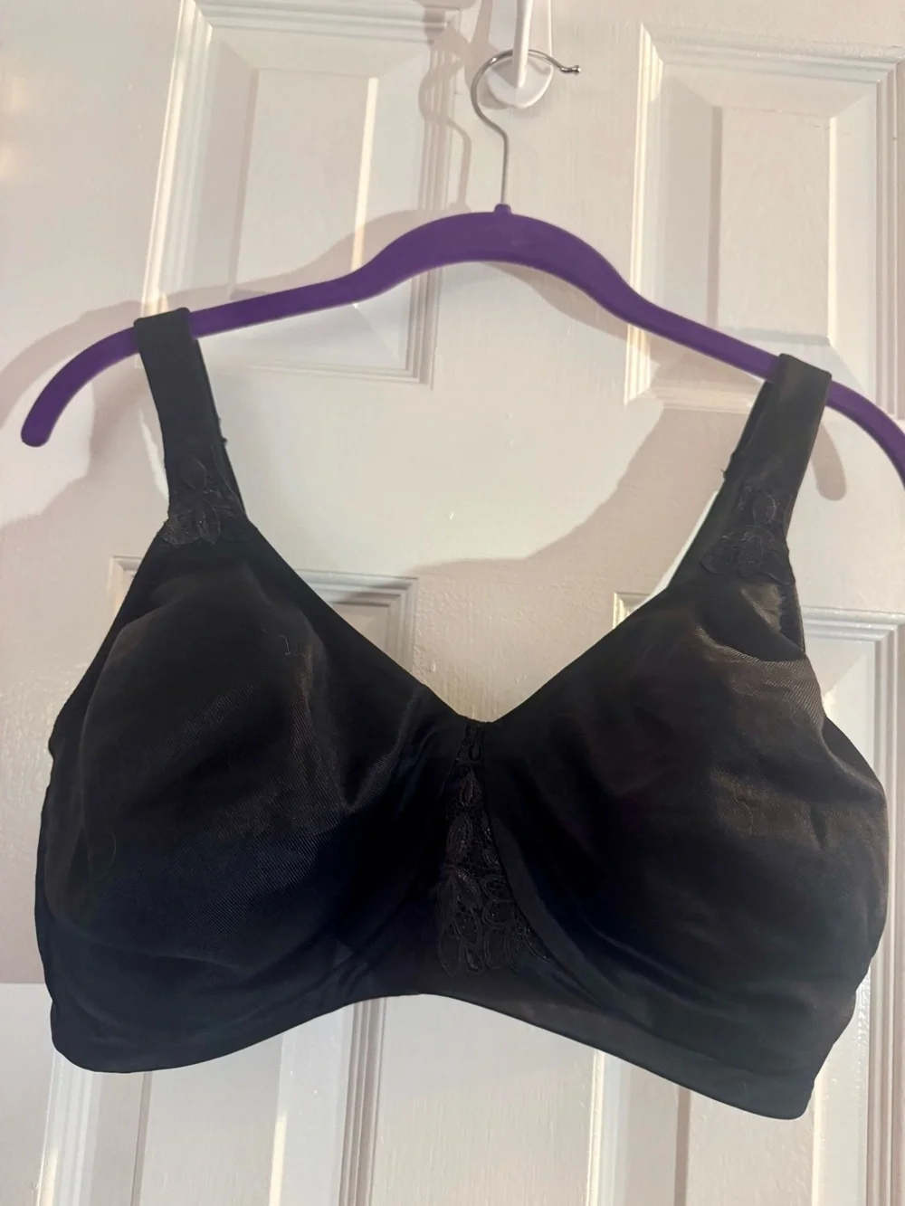 Bali Wireless Black Bra Style 3232 Size 40 DD